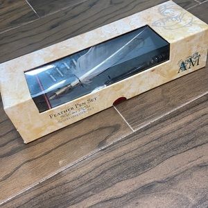 Authentic Models Feather Pen Set